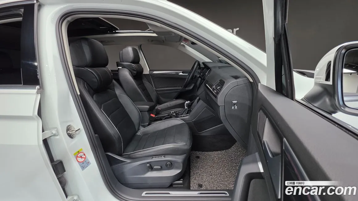 Volkswagen Tiguan — фото 9