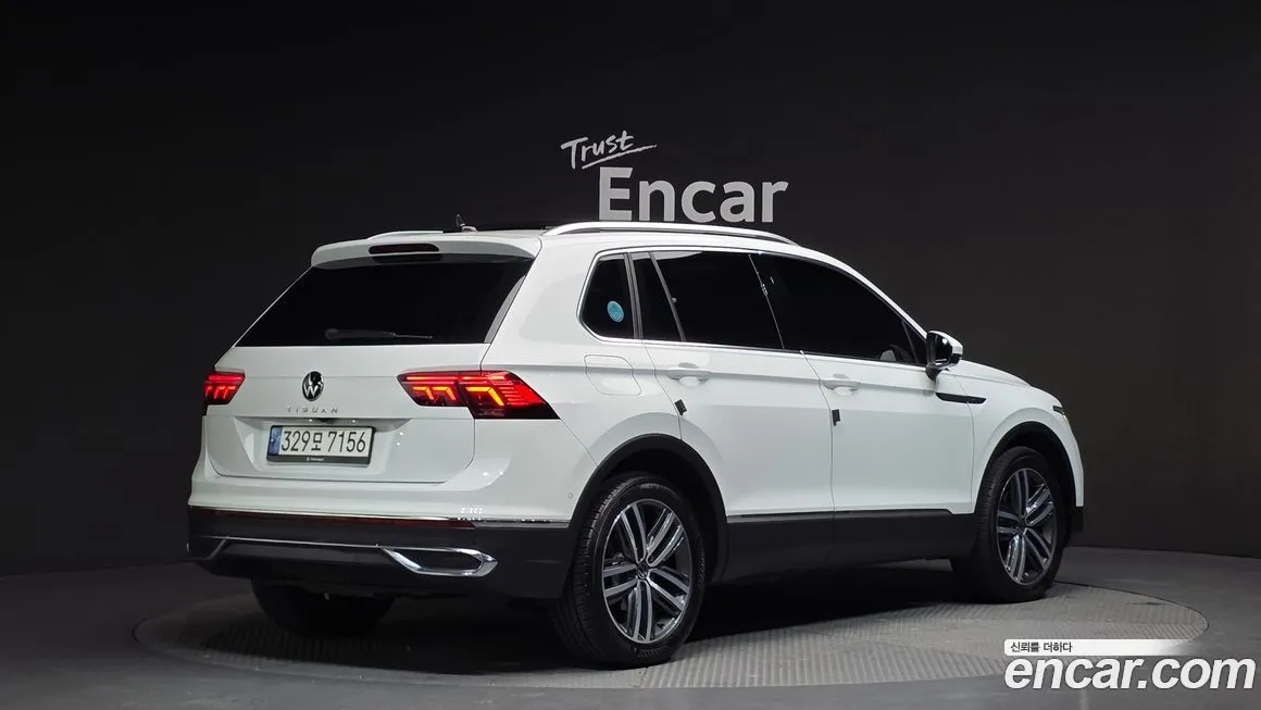 Volkswagen Tiguan — фото 5