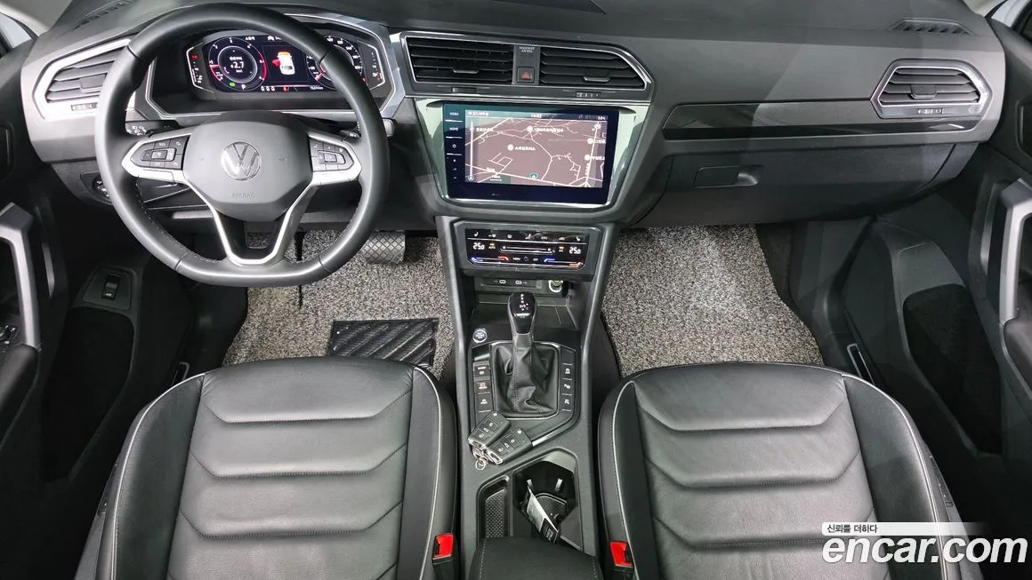 Volkswagen Tiguan — фото 7