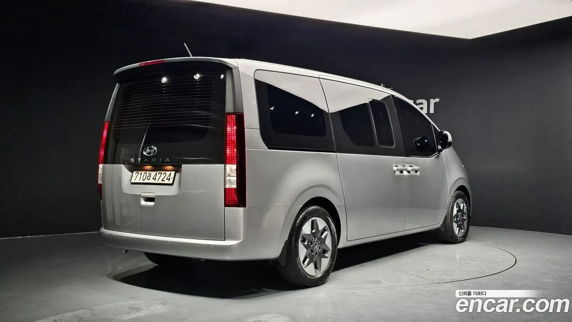 Hyundai Staria 2022 из KR, фото 2