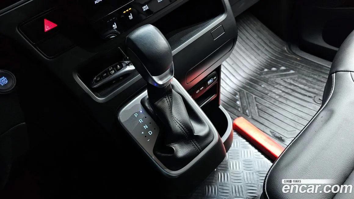 Hyundai Staria 2022 из KR, фото 9