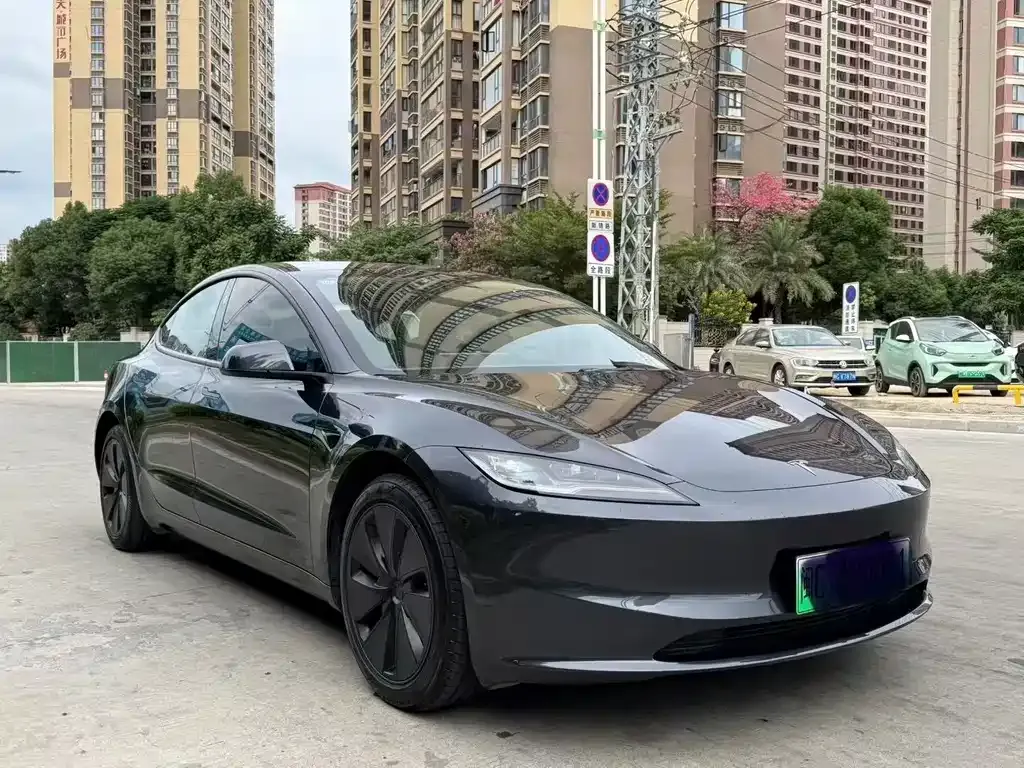 Tesla Model 3 2025 из CN, фото 7