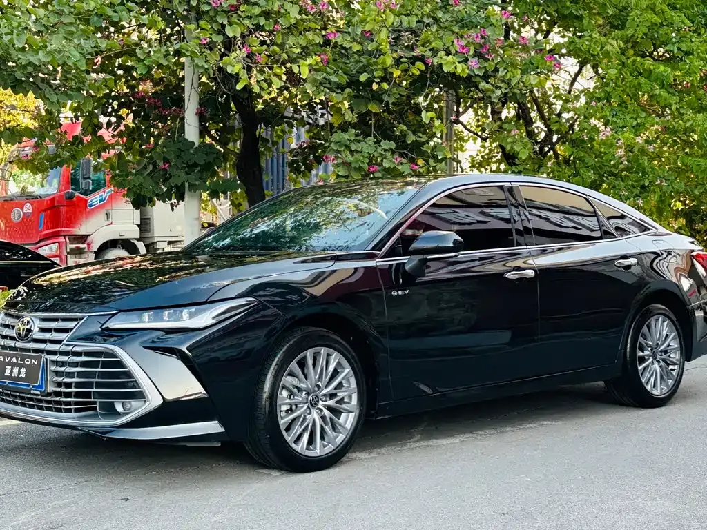 Toyota Avalon 2025 из CN, фото 1