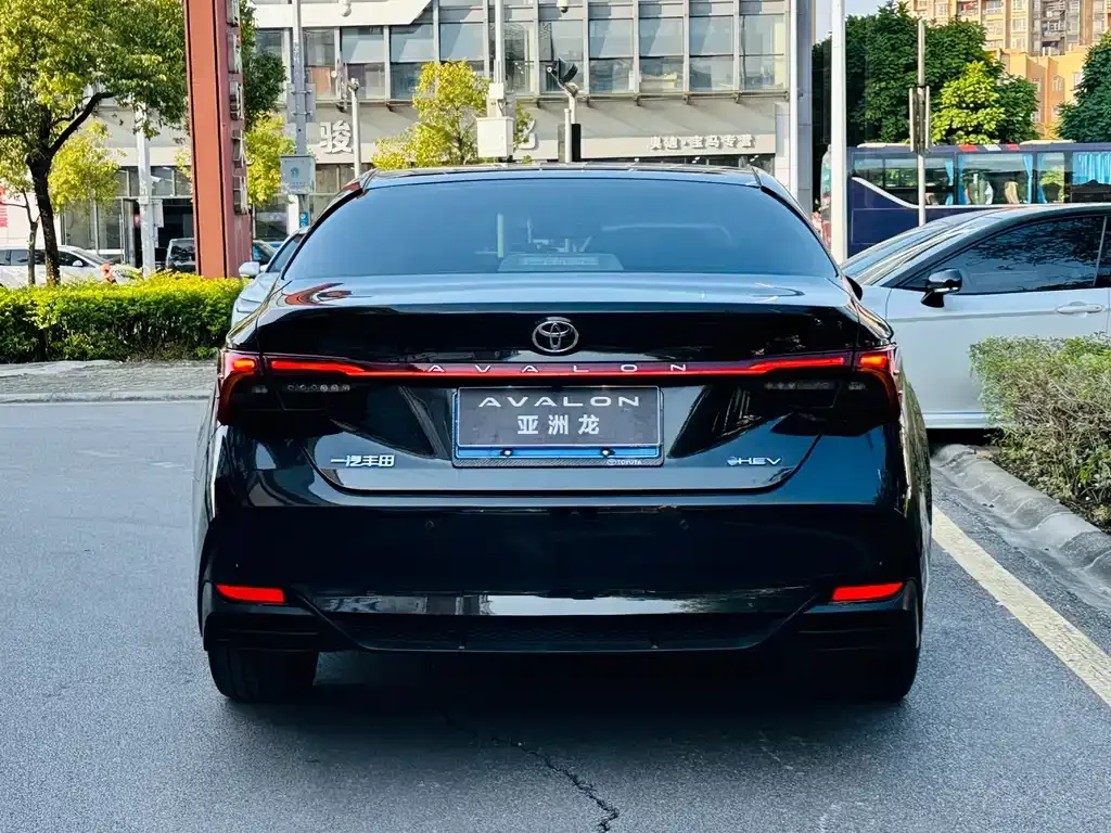 Toyota Avalon 2025 из CN, фото 3