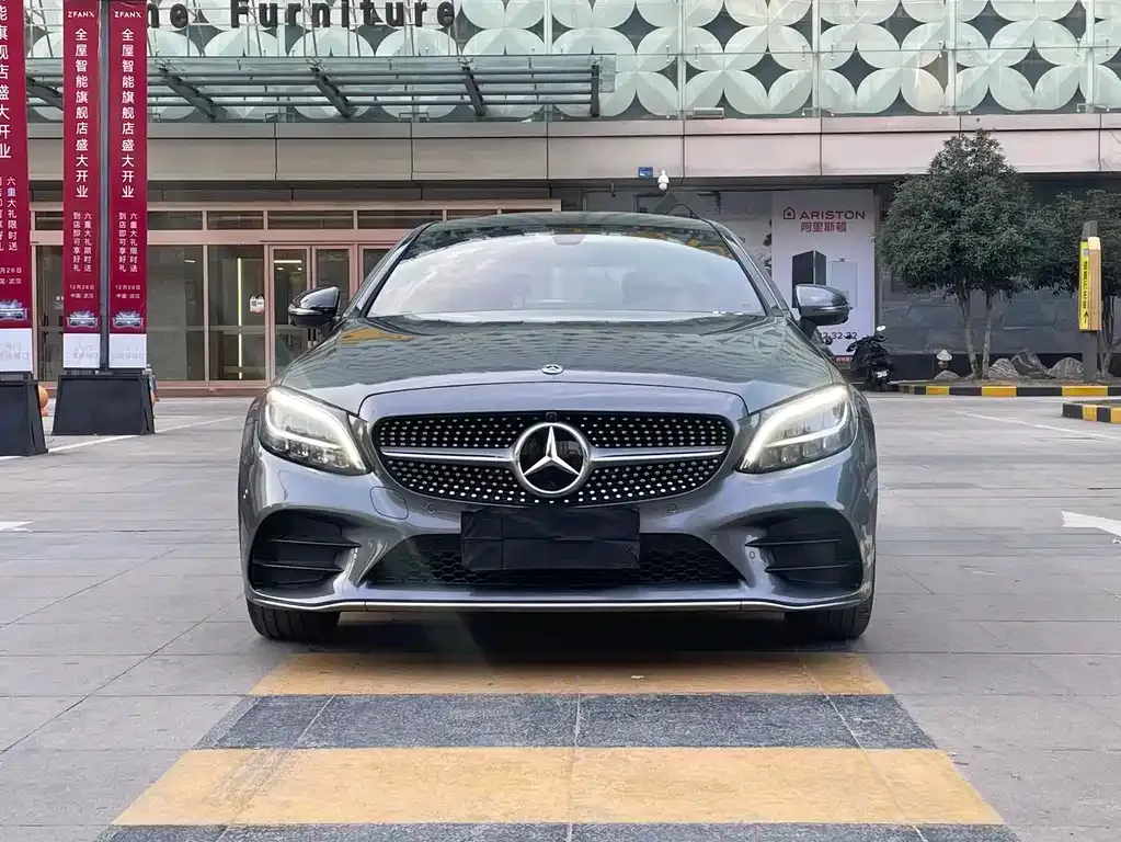 Mercedes-Benz C-Class (Import) — фото 1