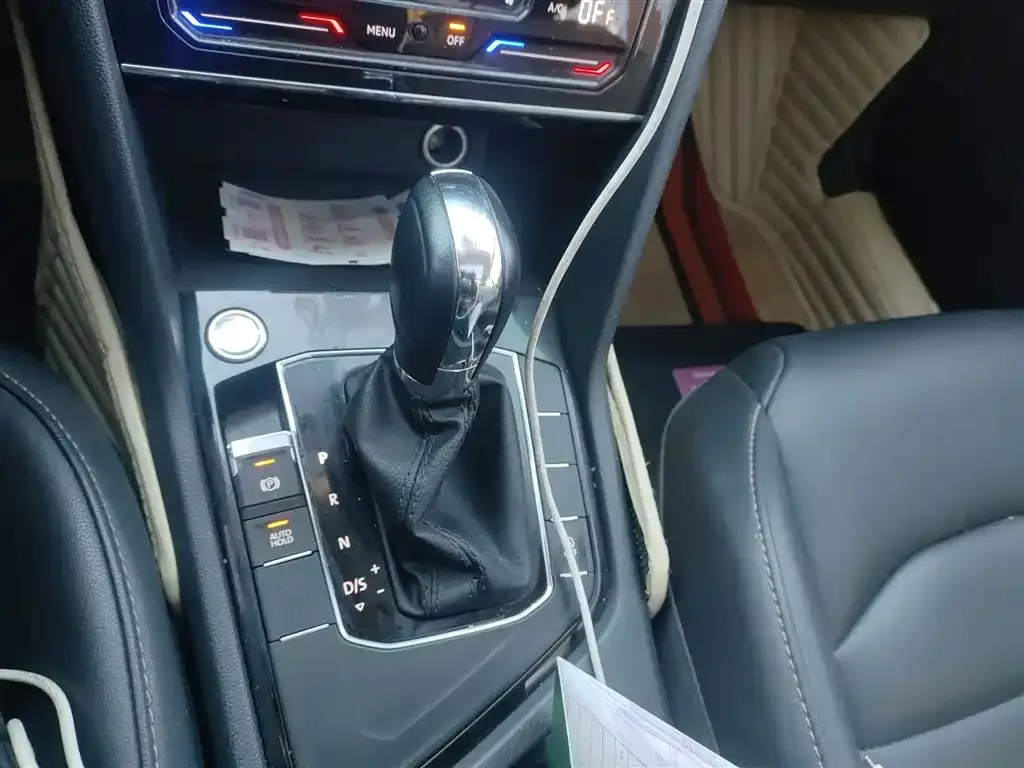 Volkswagen Tharu 2022 из CN, фото 7