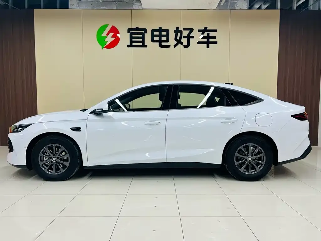 BYD Qin L 2025 из CN, фото 4