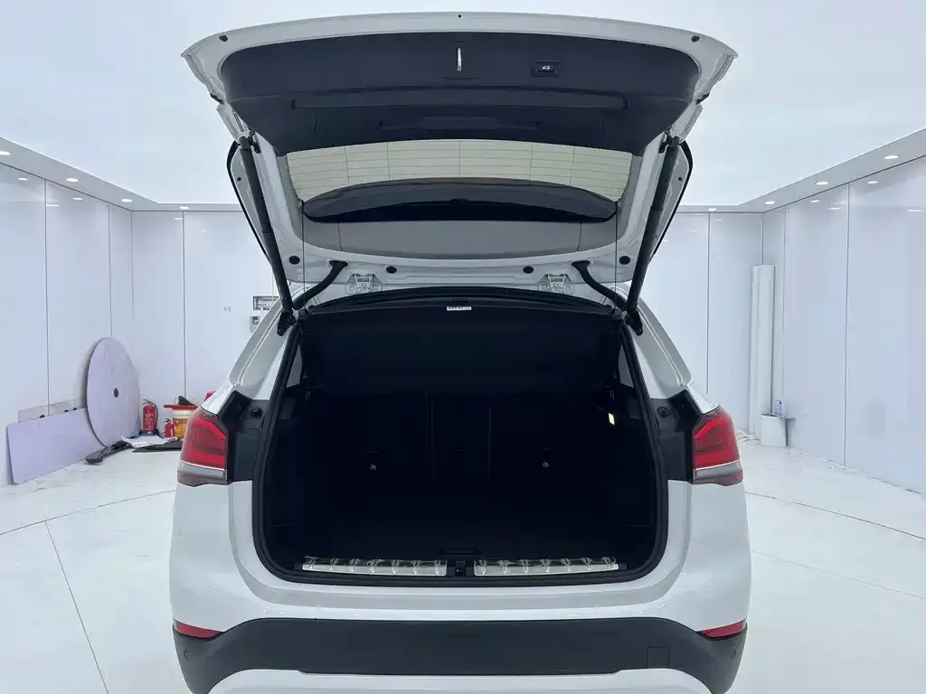 BMW X1 2021 из CN, фото 7