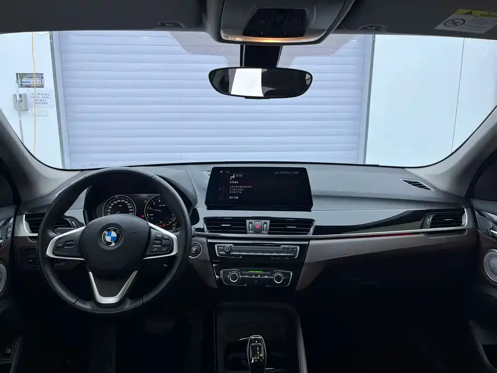 BMW X1 2021 из CN, фото 8
