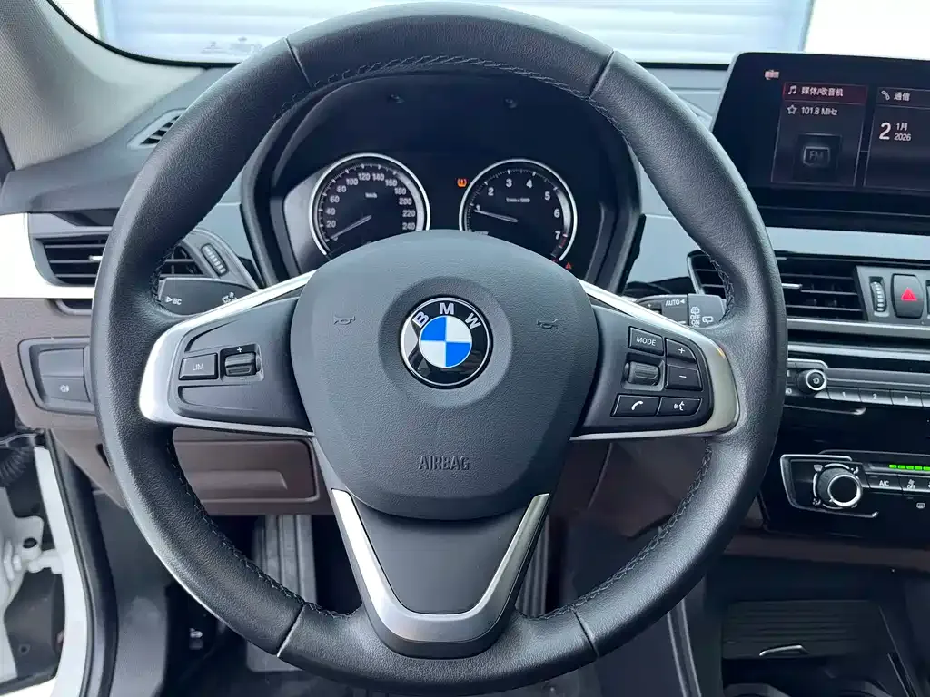 BMW X1 2021 из CN, фото 10