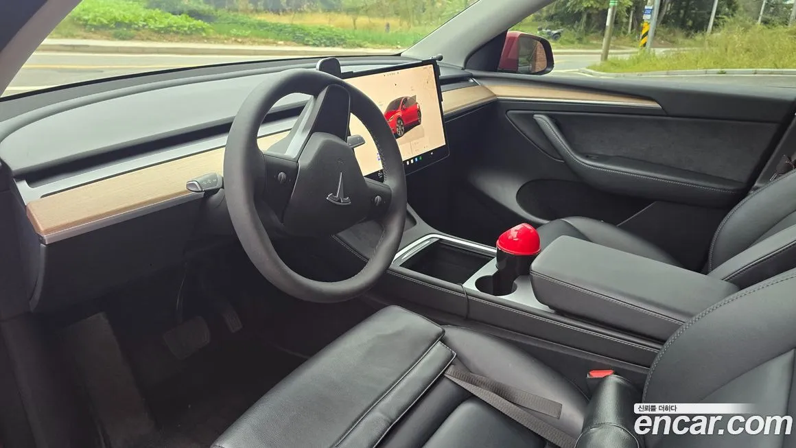 Tesla Model Y 2023 из KR, фото 10