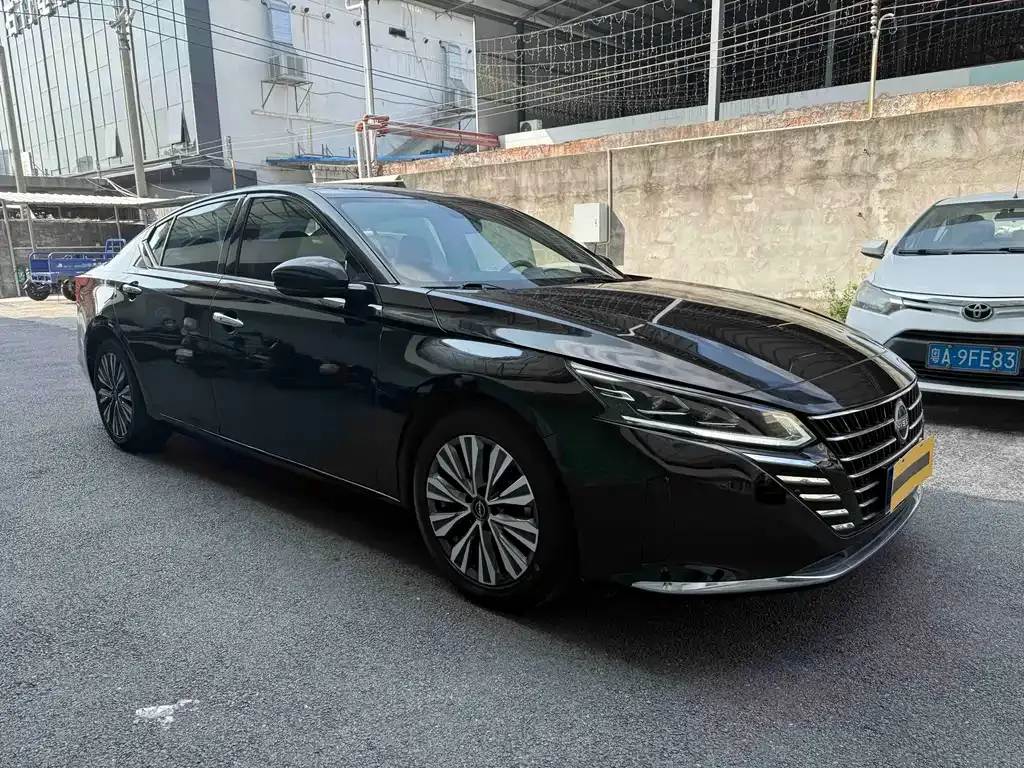 Nissan Teana — фото 8