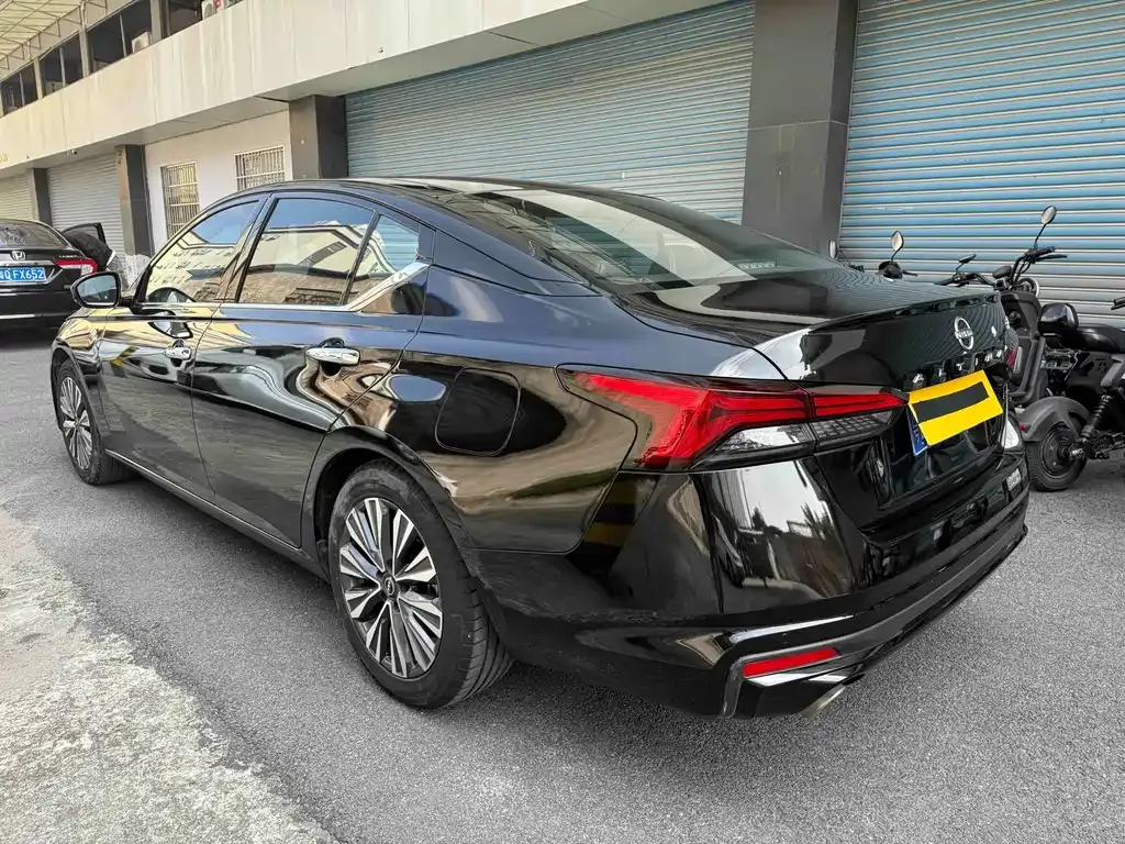 Nissan Teana — фото 7