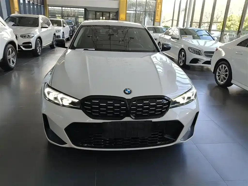 BMW 3 Series 2023 из CN, фото 9