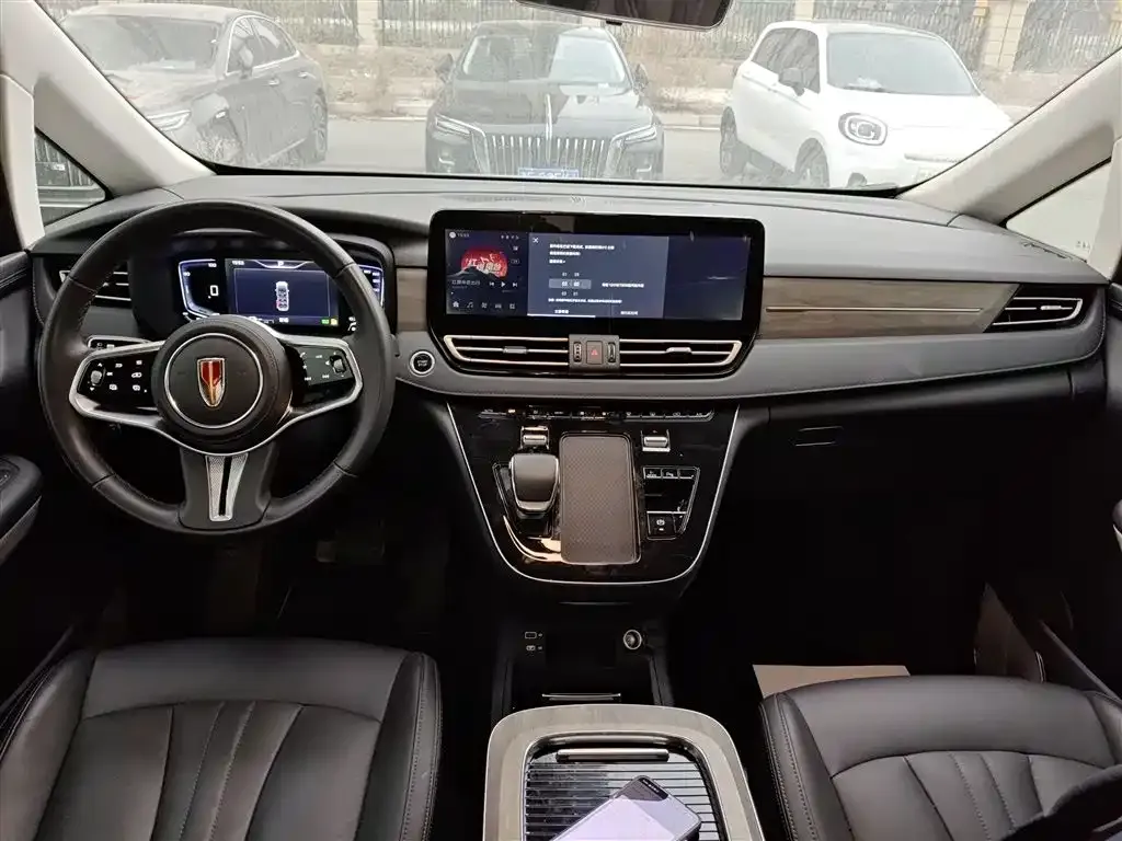 Hongqi HQ9 PHEV 2024 из CN, фото 2