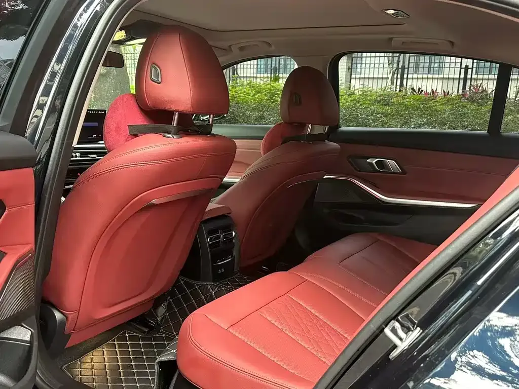 BMW 3 Series 2024 из CN, фото 6
