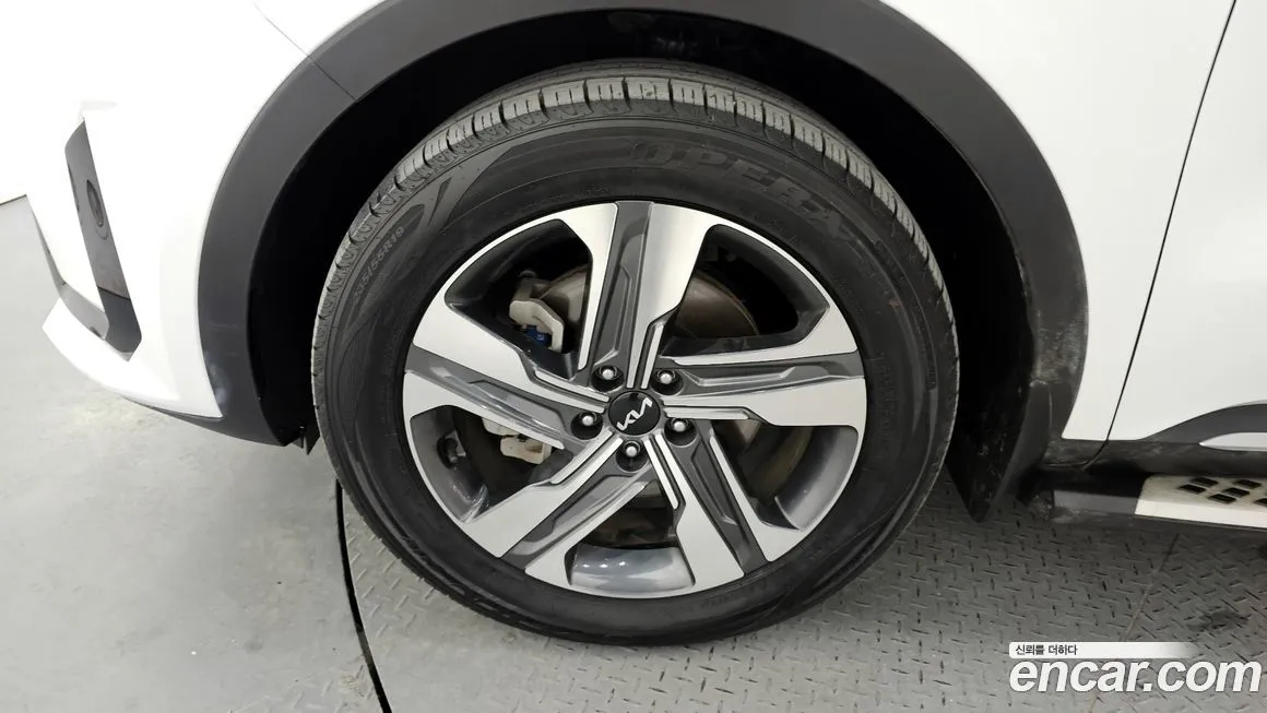 Kia Sorento — фото 7