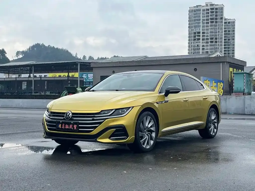 Volkswagen CC 2023 из CN, фото 1