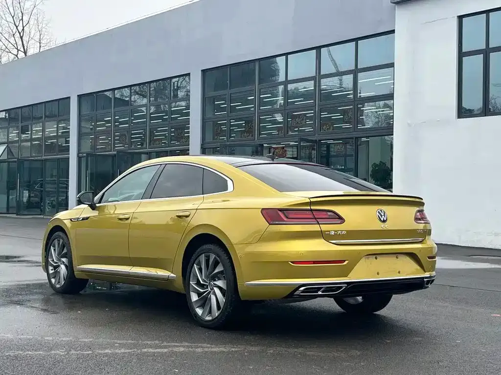 Volkswagen CC 2023 из CN, фото 7