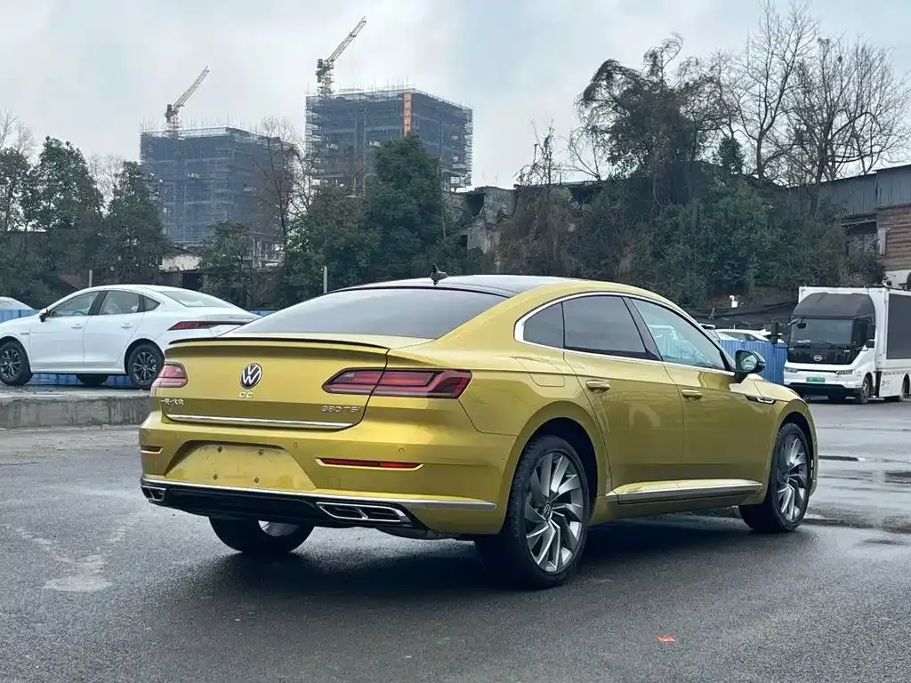 Volkswagen CC 2023 из CN, фото 8