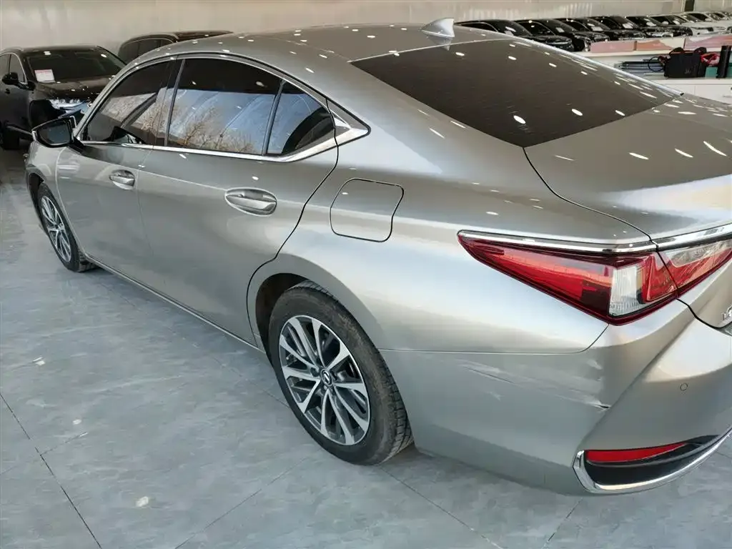 Lexus ES 2024 из CN, фото 8