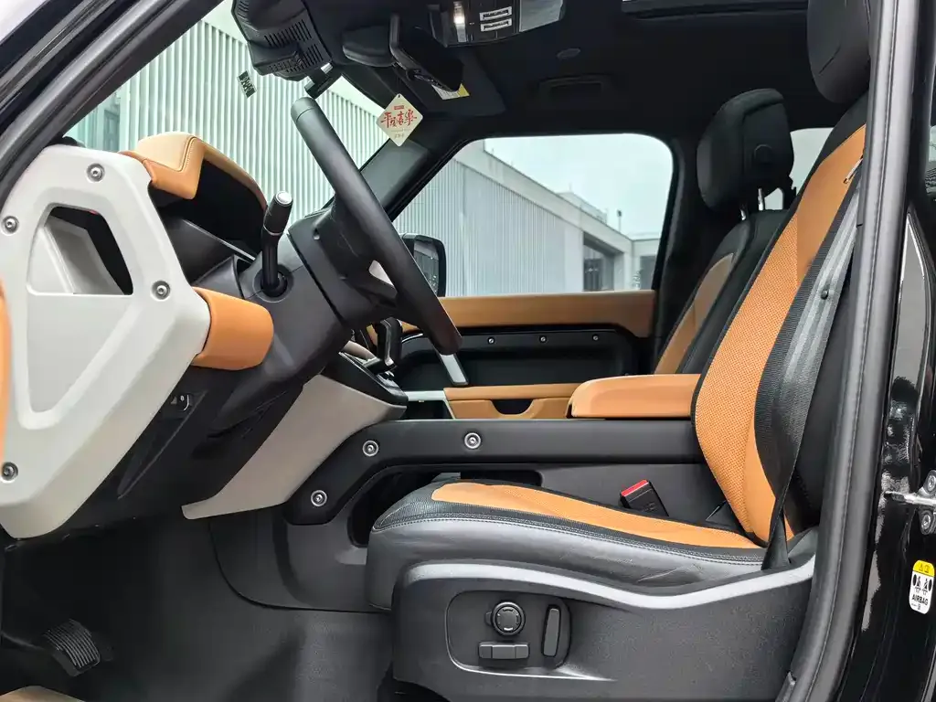 Land Rover Defender 2023 из CN, фото 5