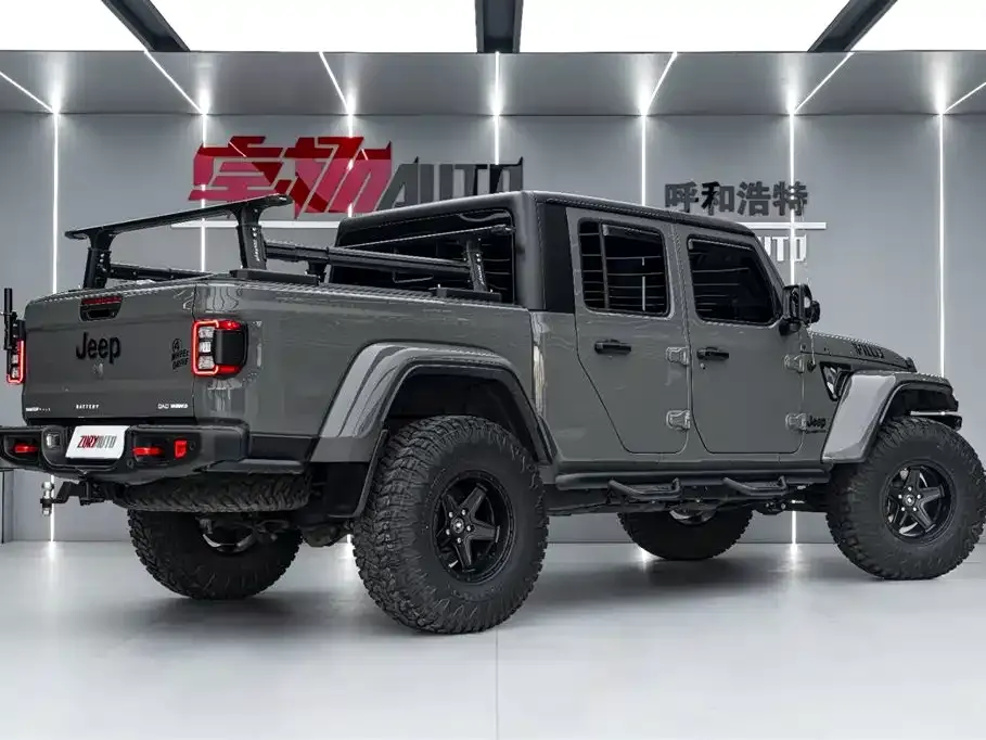 Jeep Gladiator 2023 из CN, фото 4