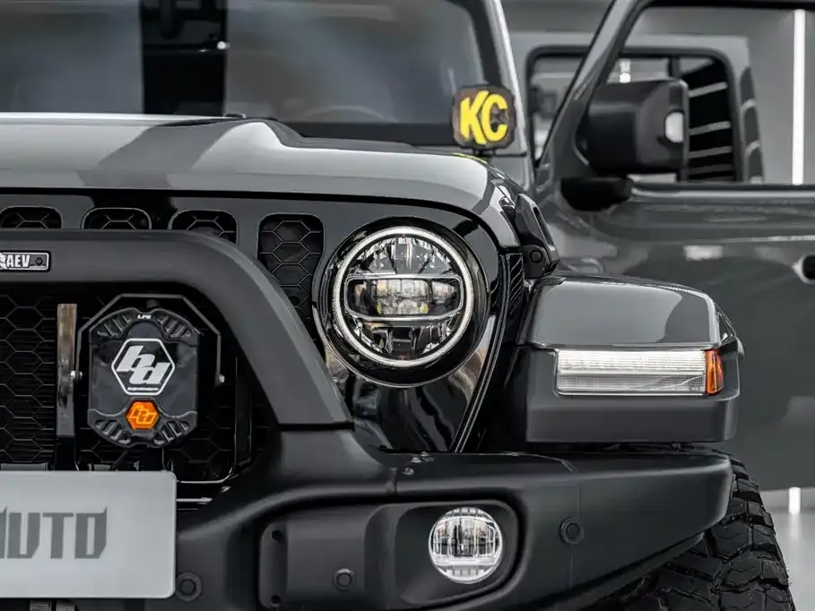 Jeep Gladiator 2023 из CN, фото 7