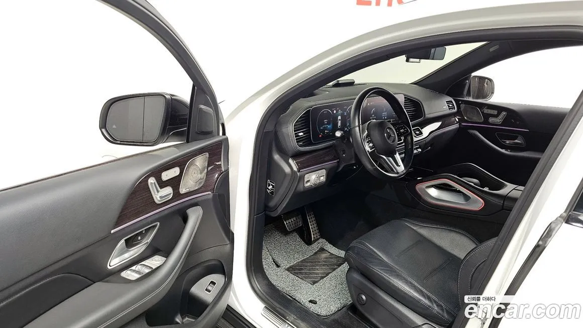 Mercedes-Benz GLE-Class — фото 10