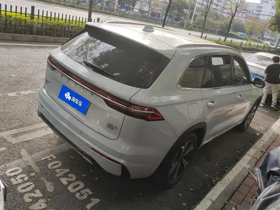 Geely Xingyue L 2023 из CN, фото 3