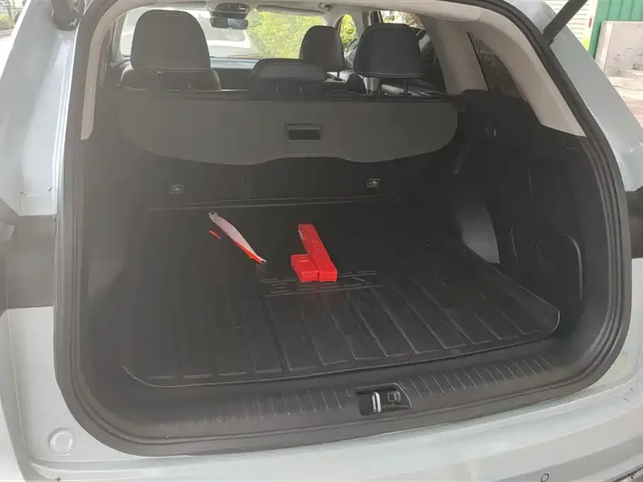Geely Xingyue L 2023 из CN, фото 4