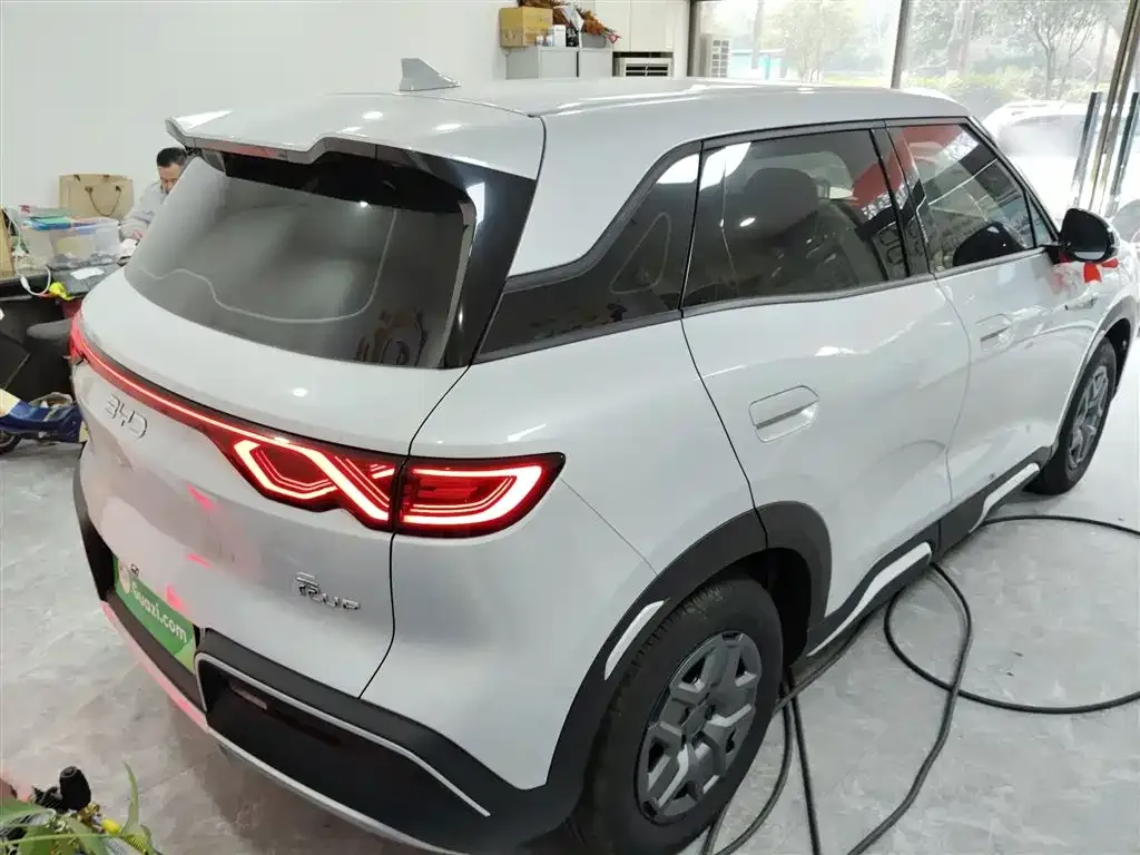 BYD Yuan UP 2025 из CN, фото 3