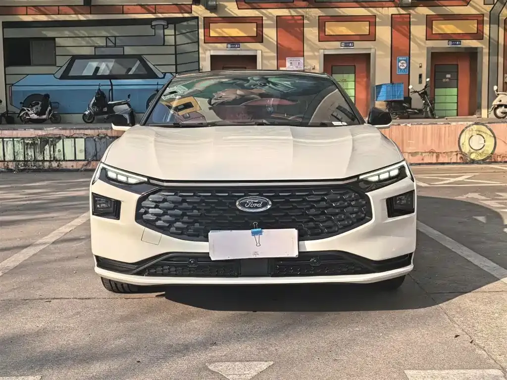 Ford Mondeo 2024 из CN, фото 2