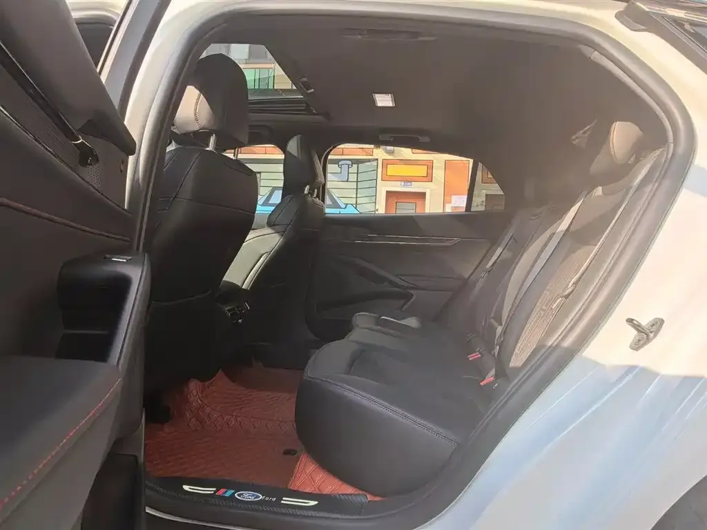 Ford Mondeo 2024 из CN, фото 6