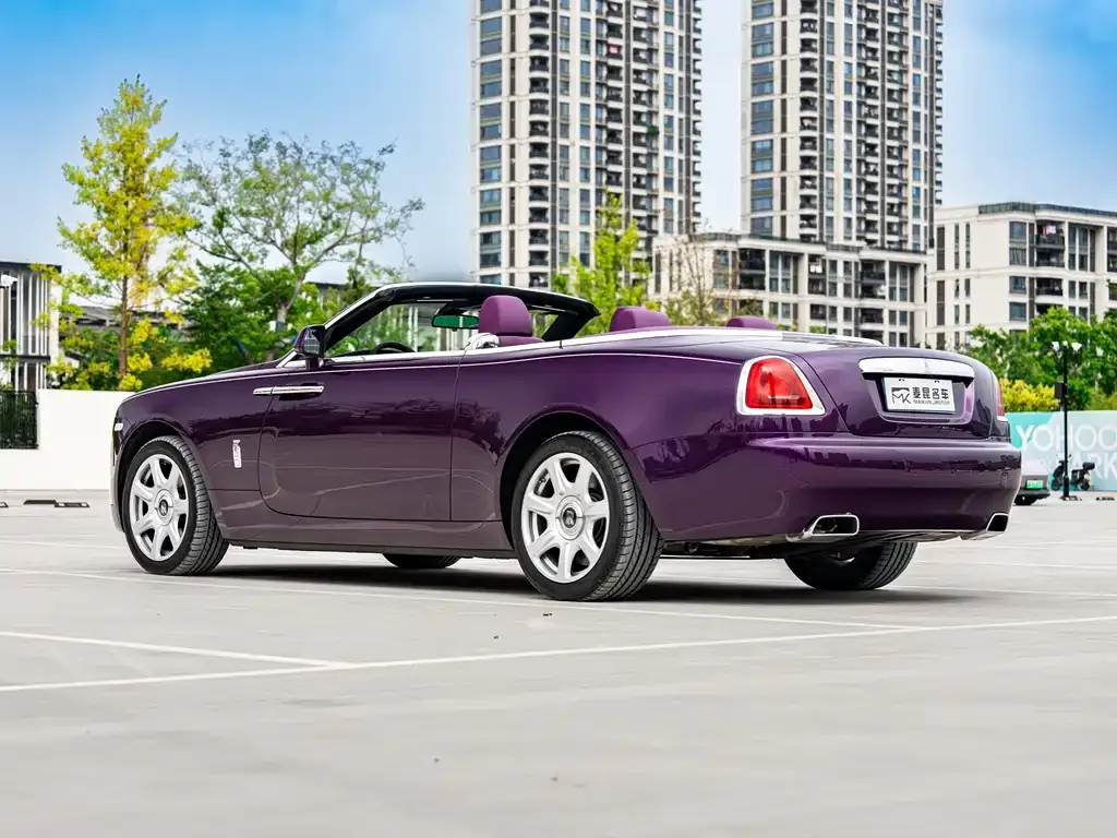 Rolls-Royce Dawn 2023 из CN, фото 7