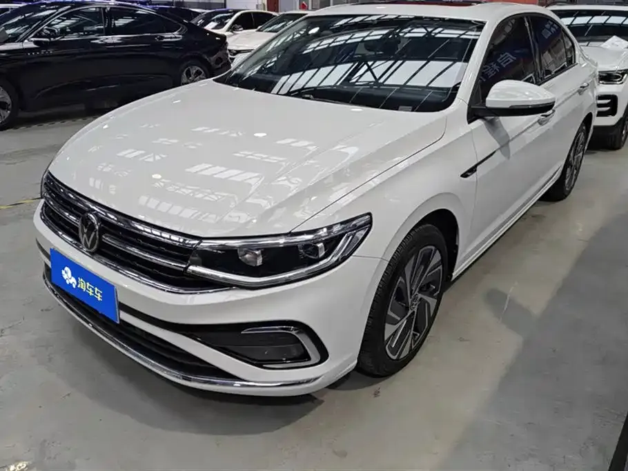 Volkswagen Bora 2023 из CN, фото 1