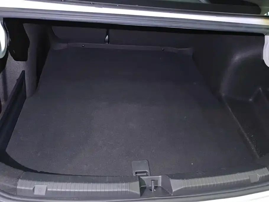 Volkswagen Bora 2023 из CN, фото 2