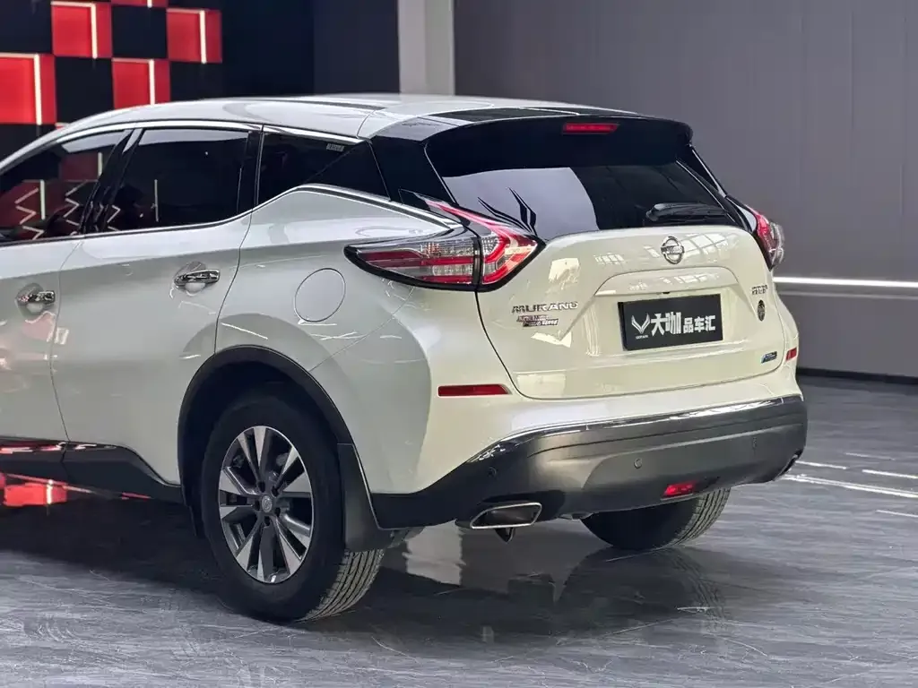 Nissan Murano — фото 5