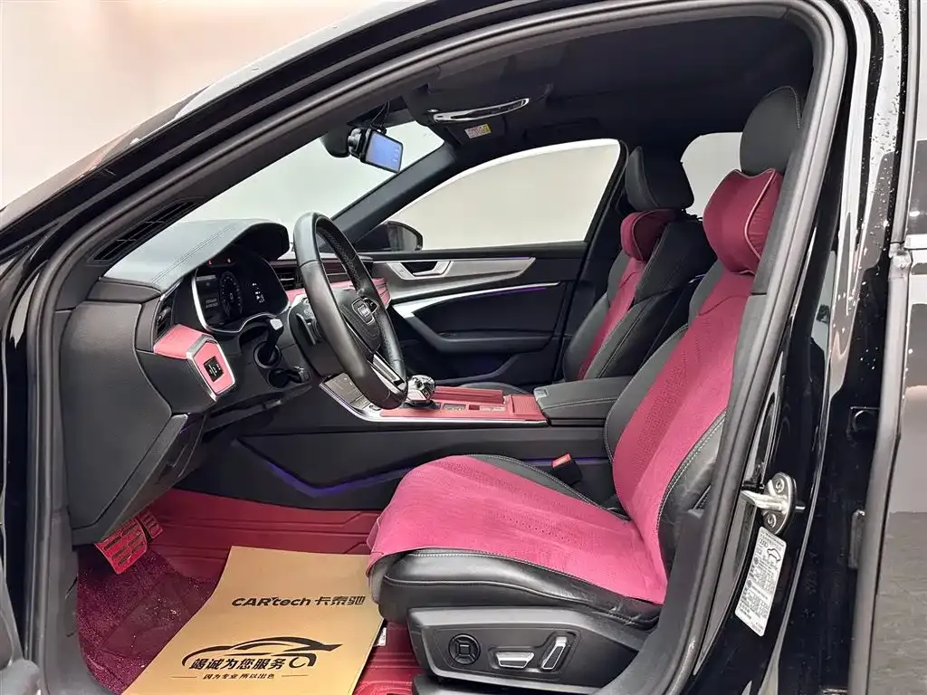 Audi A6L 2022 из CN, фото 9