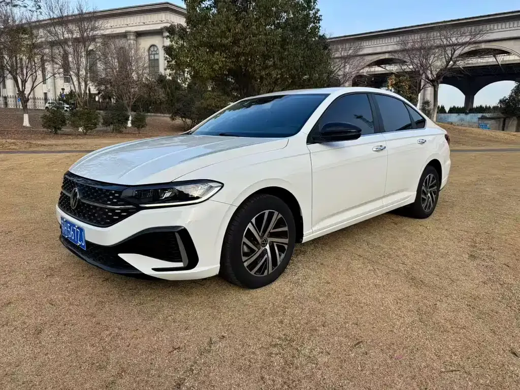Volkswagen Lavida 2023 из CN, фото 1