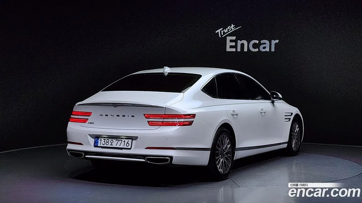 Genesis G80 — фото 10