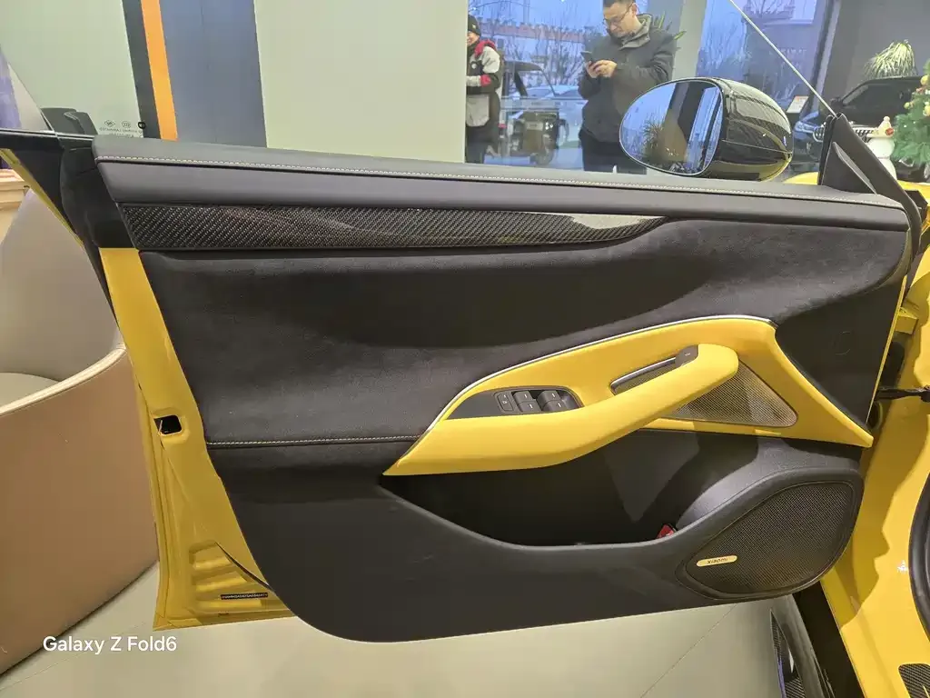 Xiaomi SU7 Ultra 2025 из CN, фото 8