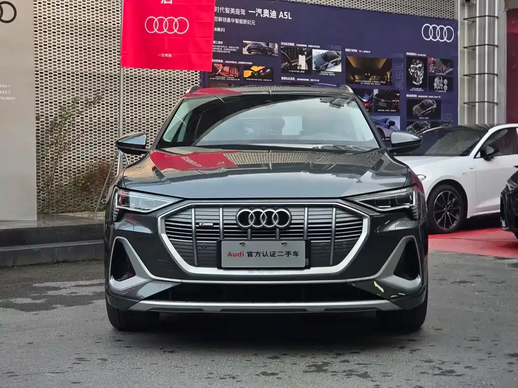 Audi e-tron 2026 из CN, фото 7