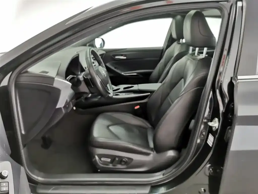 Toyota Avalon 2023 из CN, фото 8