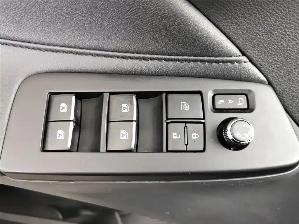 Toyota Avalon 2023 из CN, фото 9