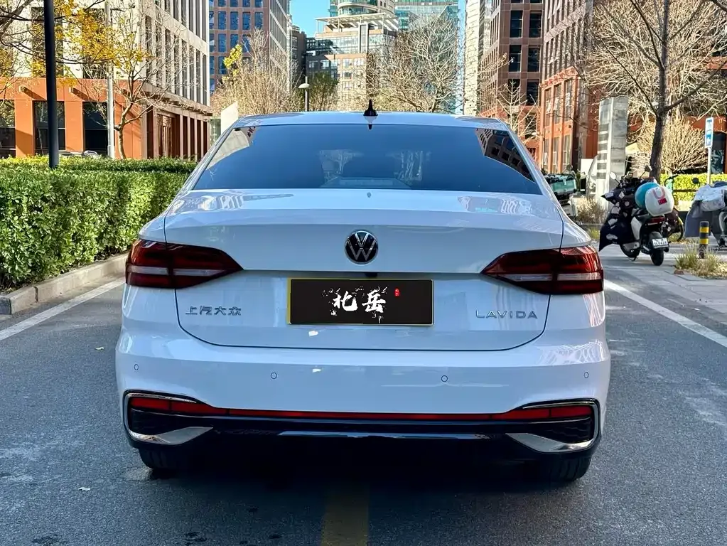 Volkswagen Lavida 2024 из CN, фото 2