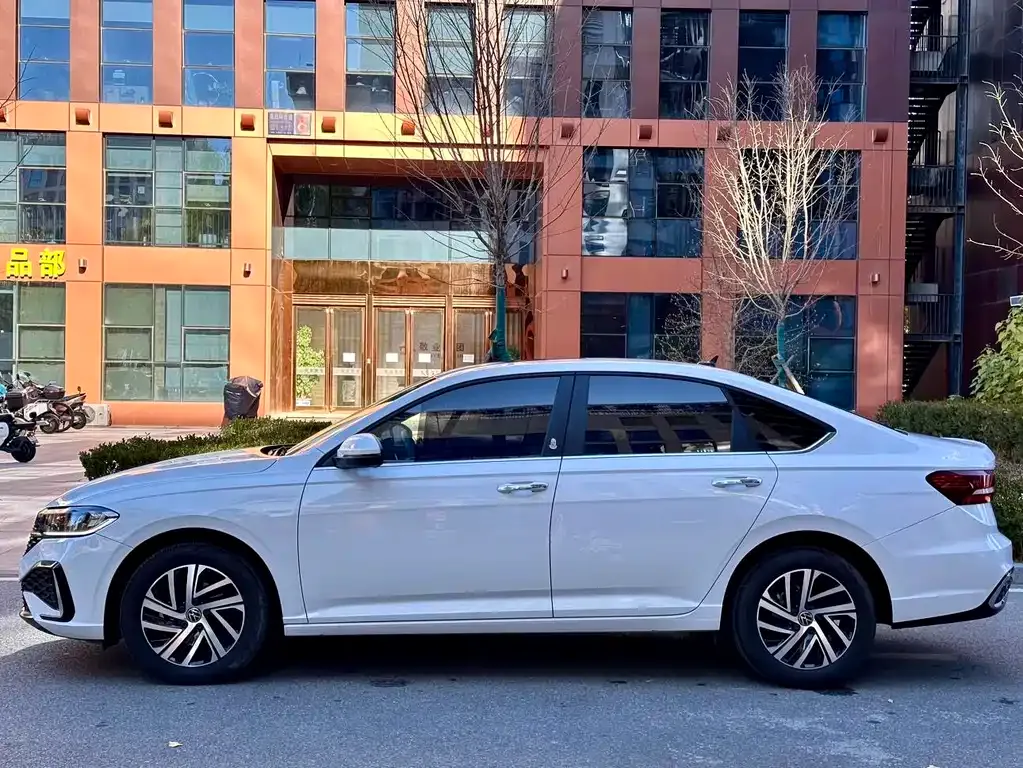 Volkswagen Lavida 2024 из CN, фото 5
