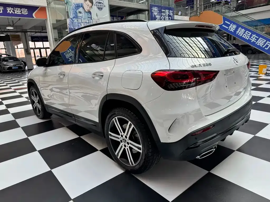Mercedes-Benz GLA 2022 из CN, фото 4