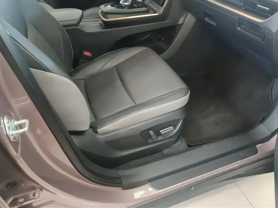 Toyota bZ3 2023 из CN, фото 8