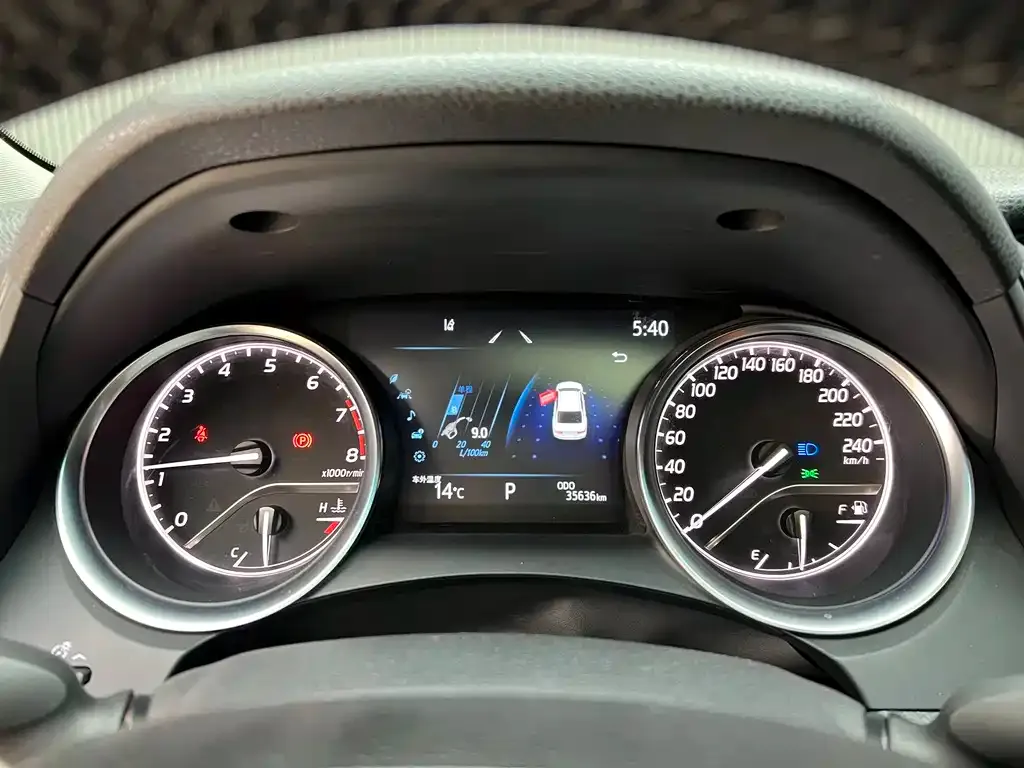 Toyota Camry 2024 из CN, фото 8